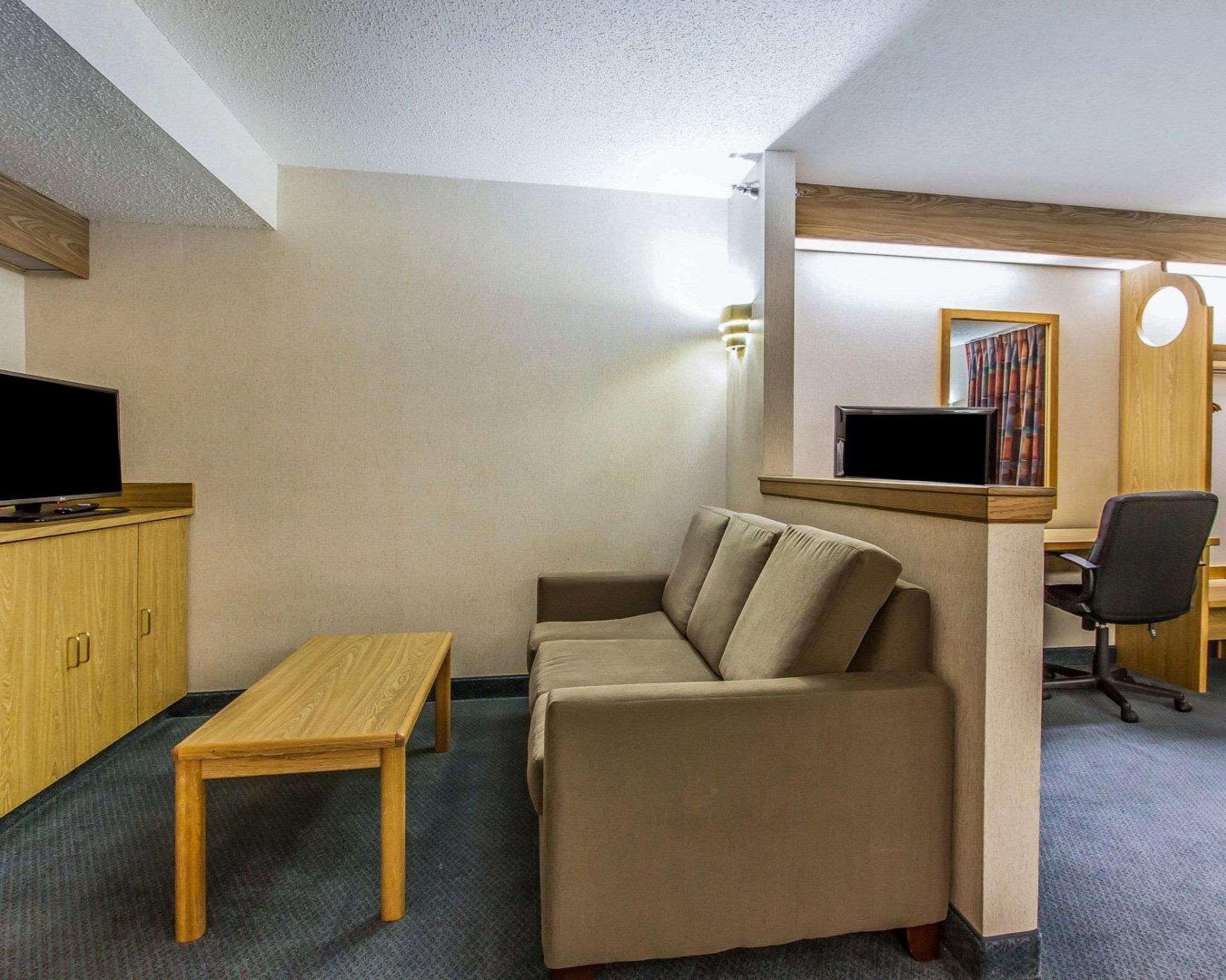 Rodeway Inn Fremont Eksteriør bilde