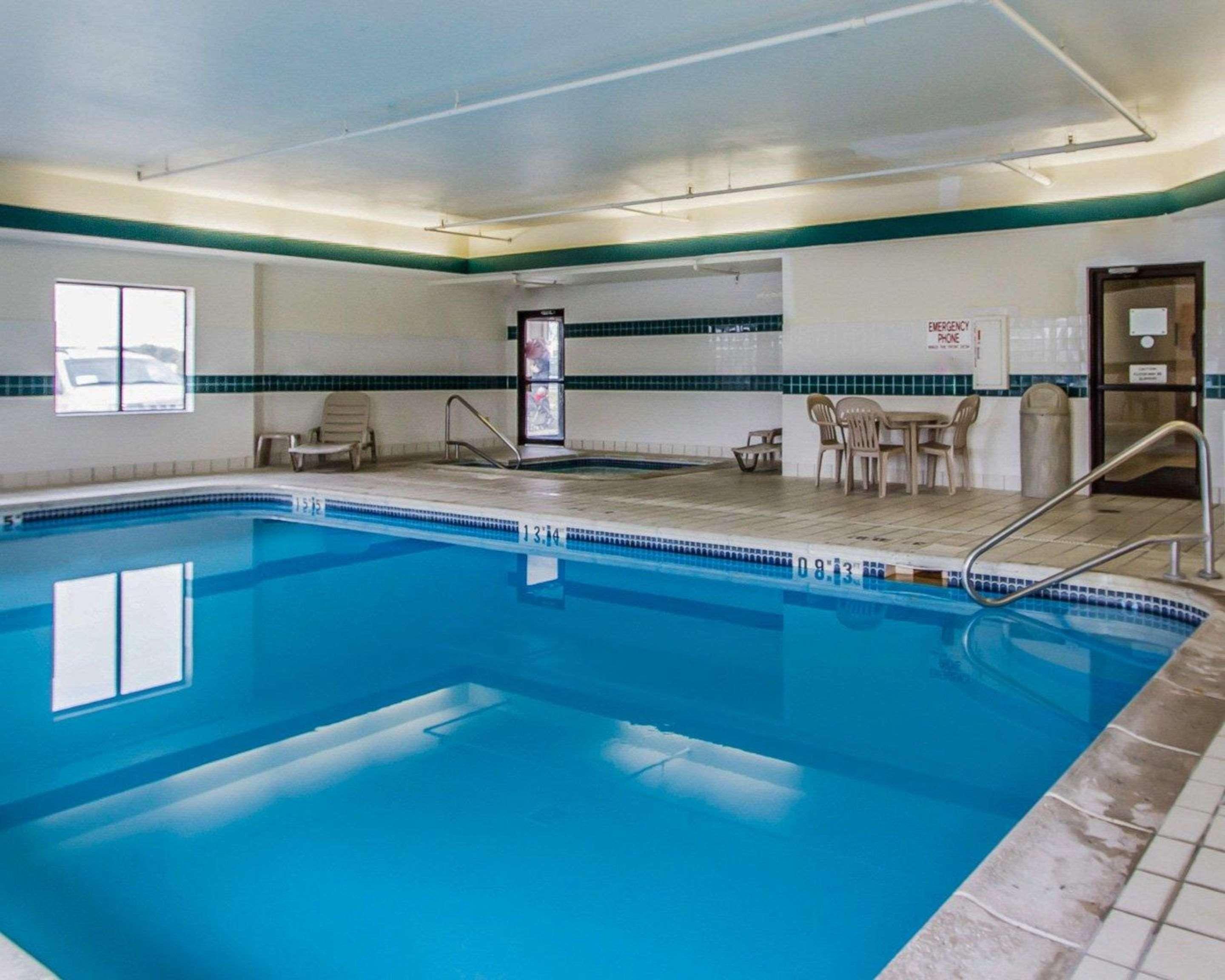 Rodeway Inn Fremont Eksteriør bilde